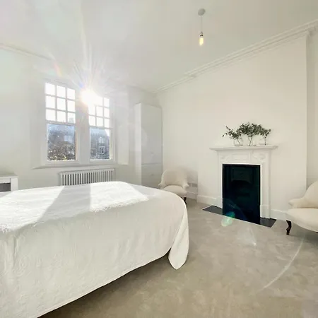 2 Bedroom Stylish Flat - Private, Open Planned, Modern, Quiet - Close To The Durdham Downs Appartement