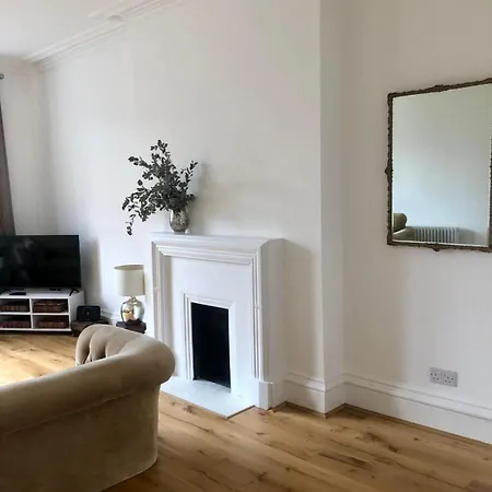 Апартаменты 2 Bedroom Stylish Flat - Private, Open Planned, Modern, Quiet - Close To The Durdham Downs