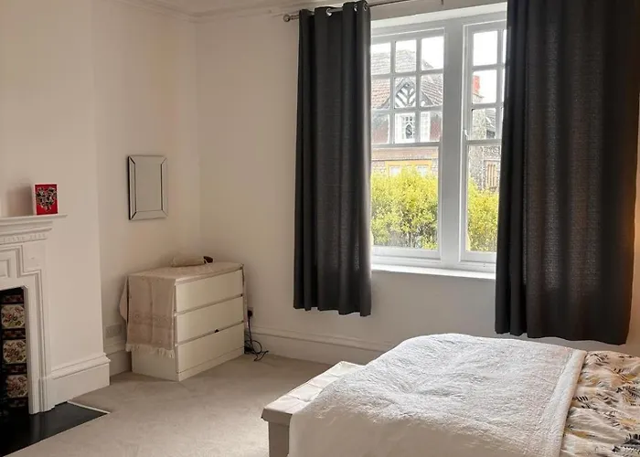 Appartement 2 Bedroom Stylish Flat - Private, Open Planned, Modern, Quiet - Close To The Durdham Downs *